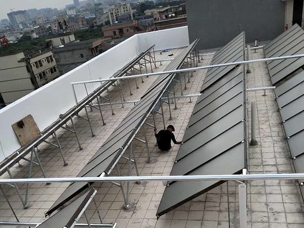 工厂太阳能热水工程